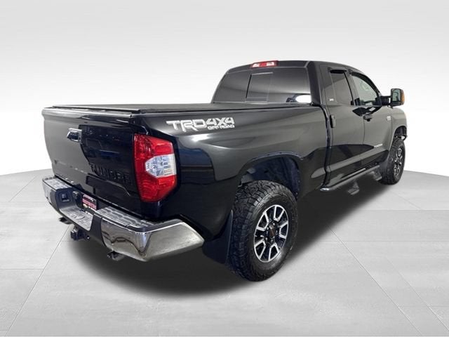 2017 Toyota Tundra SR5 5.7L V8