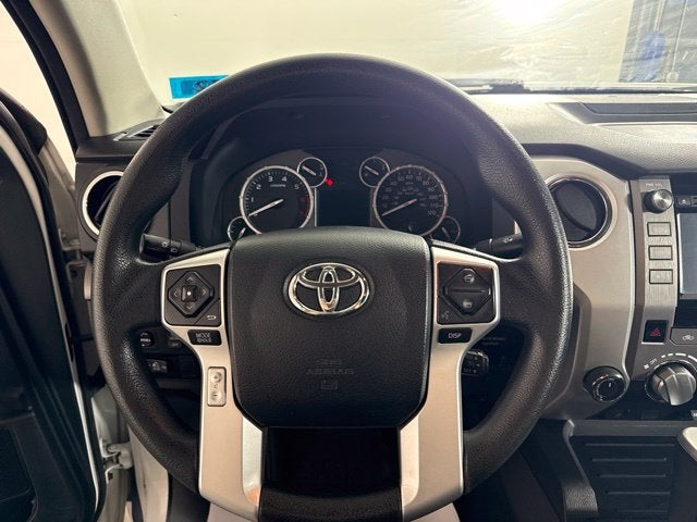 2017 Toyota Tundra SR5 5.7L V8