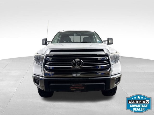 2017 Toyota Tundra SR5 5.7L V8