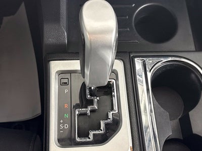 2017 Toyota Tundra SR5 5.7L V8