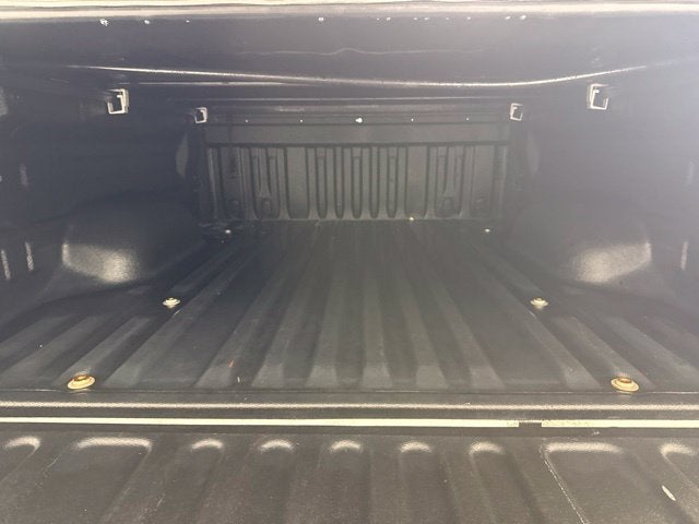 2017 Toyota Tundra SR5 5.7L V8