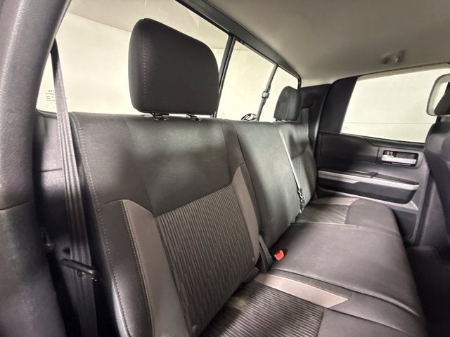 2017 Toyota Tundra SR5 5.7L V8