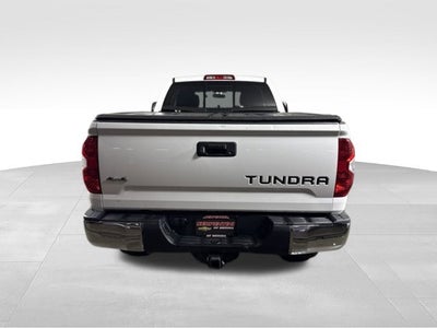 2017 Toyota Tundra SR5 5.7L V8