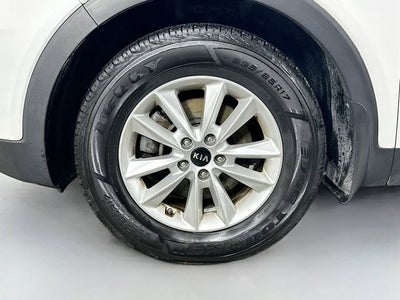 2019 Kia Sorento LX V6