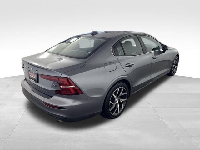 2019 Volvo S60 Momentum