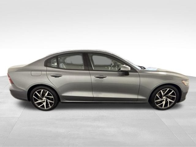 2019 Volvo S60 Momentum