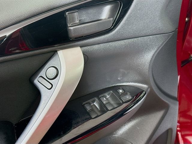 2019 Mitsubishi Eclipse Cross LE