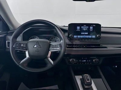 2022 Mitsubishi Outlander SEL