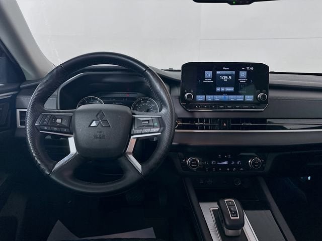 2022 Mitsubishi Outlander SEL