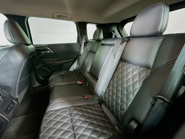 2022 Mitsubishi Outlander SEL