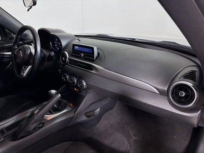 2017 FIAT 124 Spider Classica