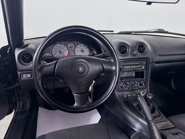 1999 Mazda Mazda MX-5 Miata Base