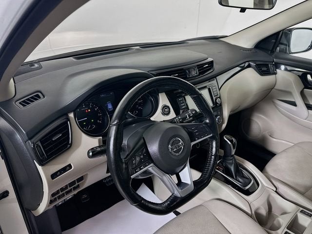 2021 Nissan Rogue Sport SV