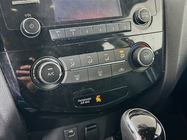 2017 Nissan Rogue Sport S