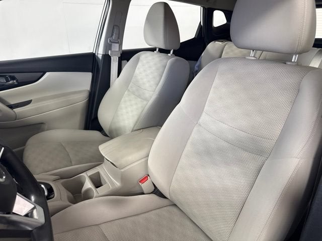 2018 Nissan Rogue Sport SV