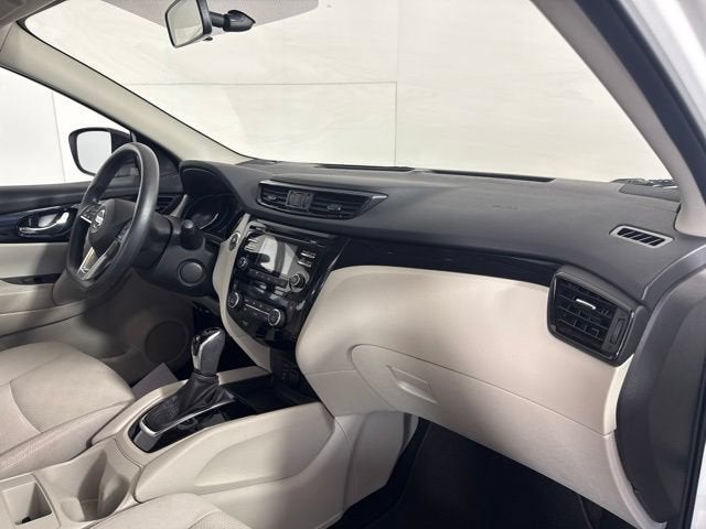 2018 Nissan Rogue Sport SV