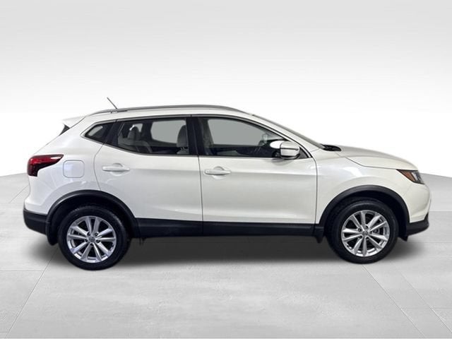 2018 Nissan Rogue Sport SV