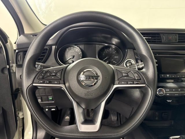 2017 Nissan Rogue Sport SV