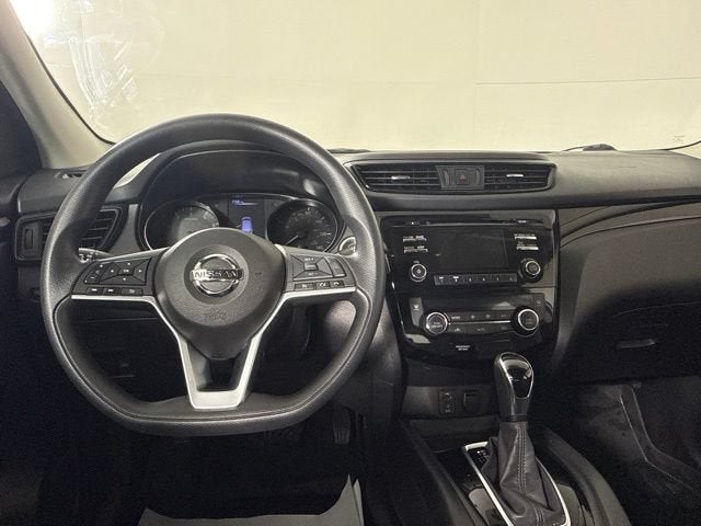 2017 Nissan Rogue Sport SV