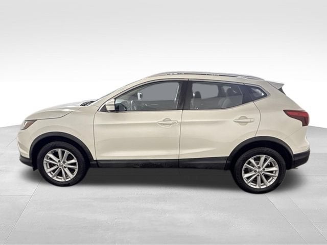 2017 Nissan Rogue Sport SV