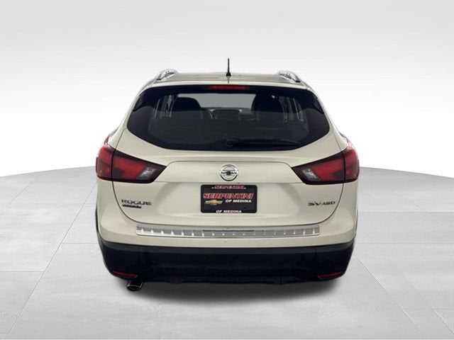 2017 Nissan Rogue Sport SV