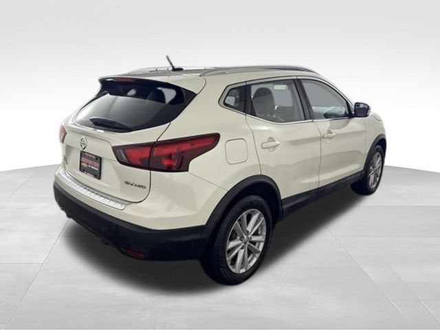 2017 Nissan Rogue Sport SV