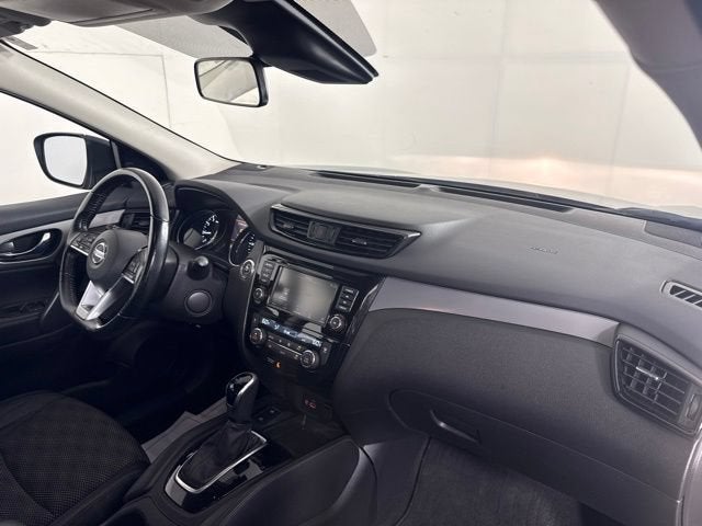 2020 Nissan Rogue Sport SV