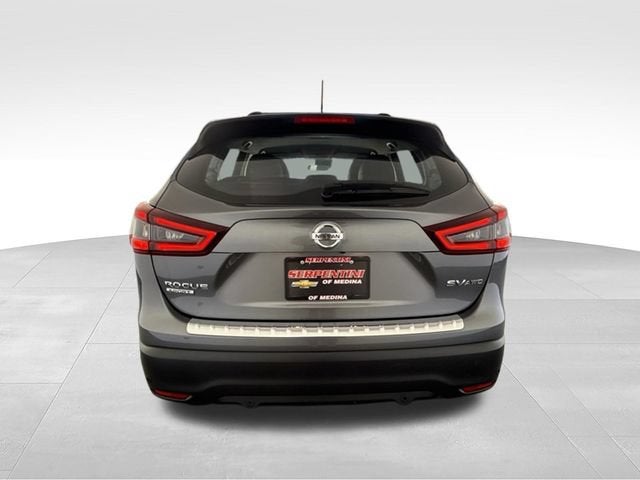 2020 Nissan Rogue Sport SV