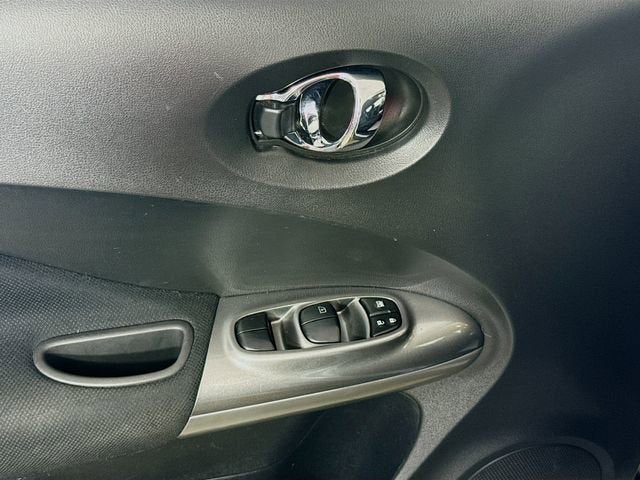 2016 Nissan JUKE S