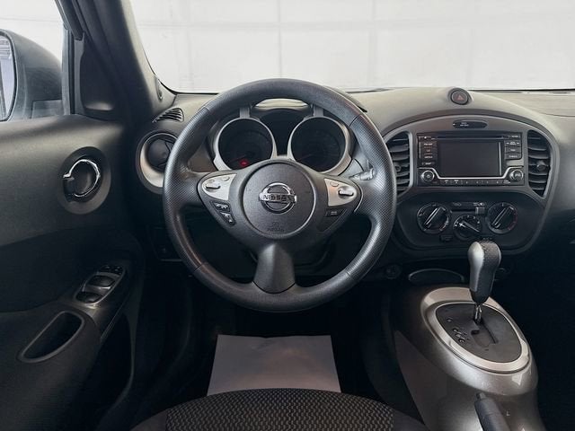 2016 Nissan JUKE S