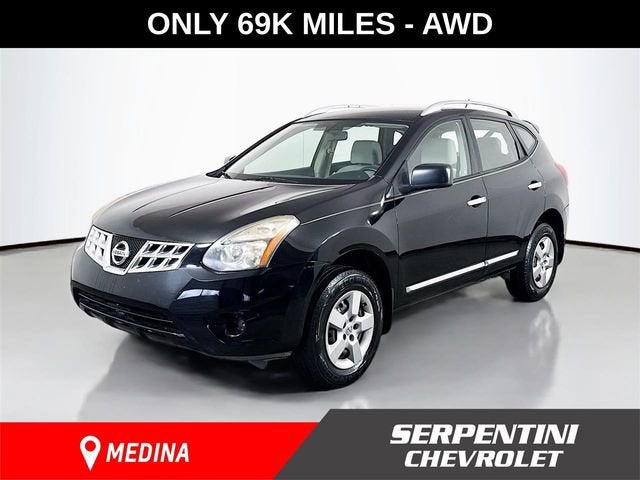 2015 Nissan Rogue Select S AWD's photo