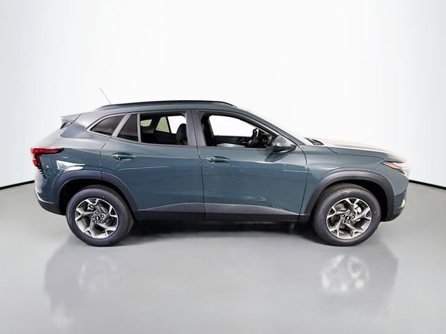 2026 Chevrolet Trax LT - Photo 5