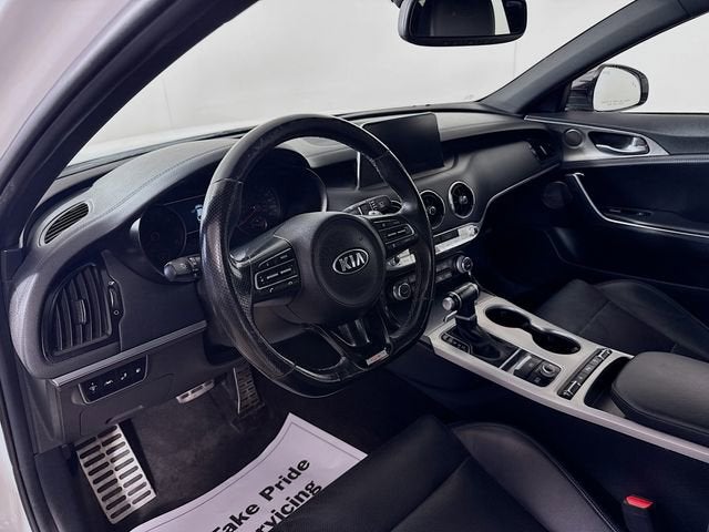 2020 Kia Stinger GT1