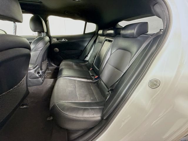 2020 Kia Stinger GT1