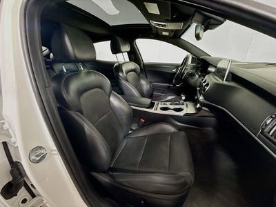 2020 Kia Stinger GT1