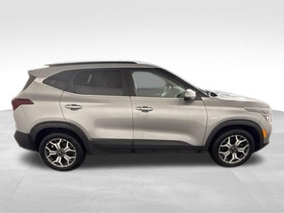 2022 Kia Seltos EX