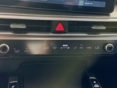 2025 Kia Sorento Hybrid EX