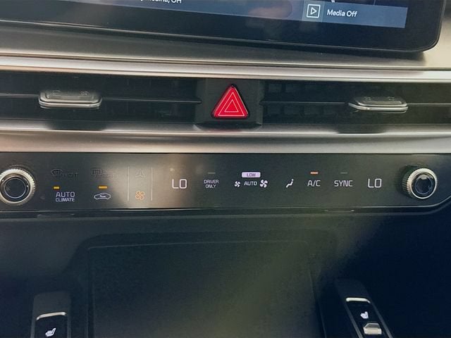 2025 Kia Sorento Hybrid EX