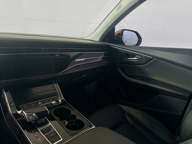 2021 Audi Q8 Premium Plus