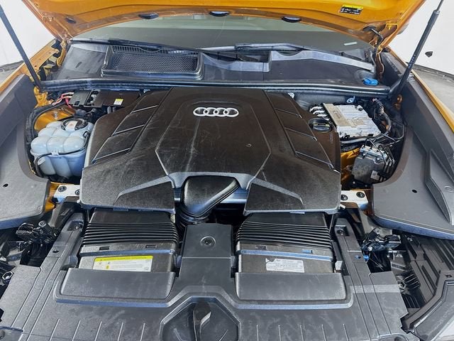 2021 Audi Q8 Premium Plus