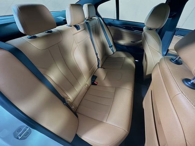 2021 BMW 5 Series 530e xDrive