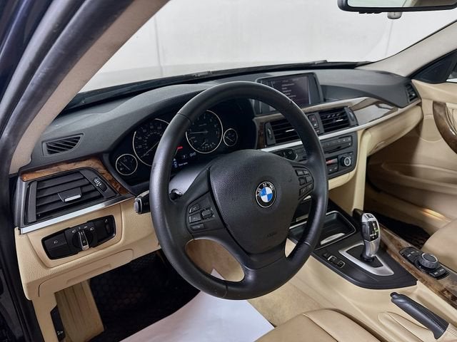 2013 BMW 3 Series 320i xDrive