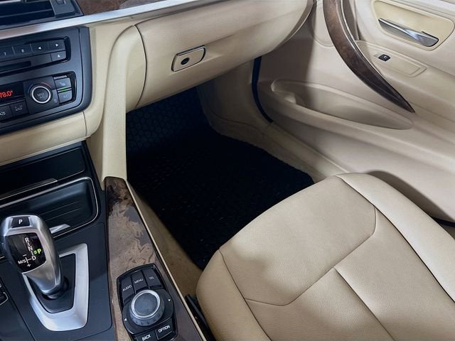 2013 BMW 3 Series 320i xDrive