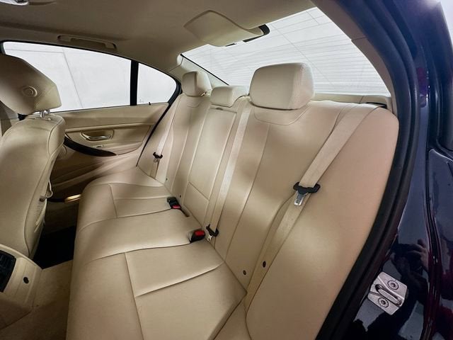 2013 BMW 3 Series 320i xDrive