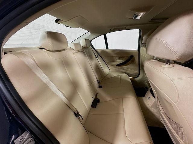 2013 BMW 3 Series 320i xDrive