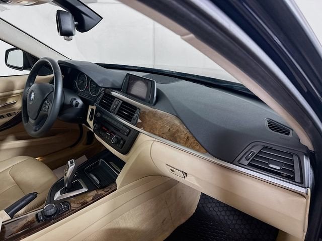 2013 BMW 3 Series 320i xDrive