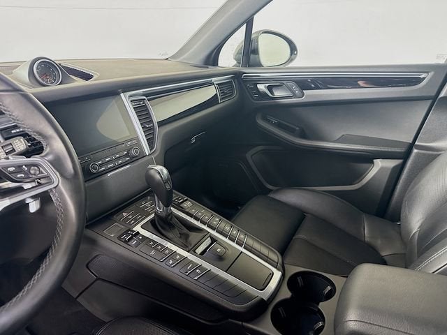 2018 Porsche Macan S