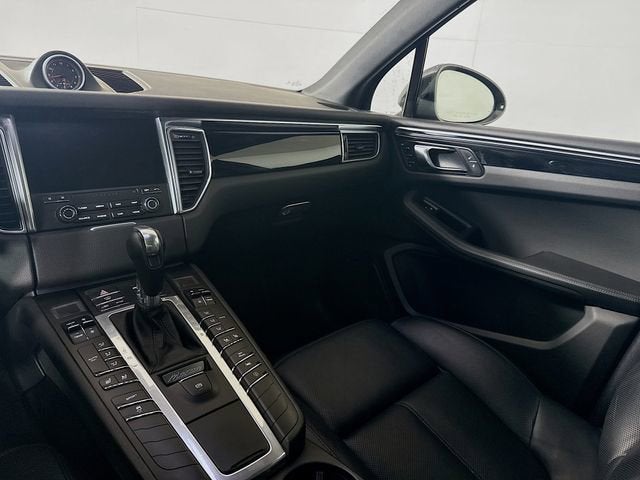 2018 Porsche Macan S