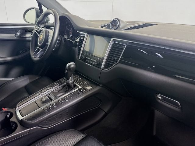 2018 Porsche Macan S
