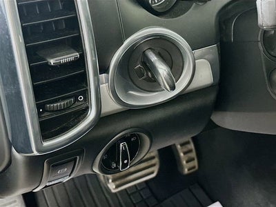 2015 Porsche Cayenne Turbo